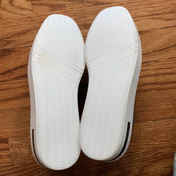 Linea Paolo wedge sneaker bootie with zipper - Picture 6 of 8